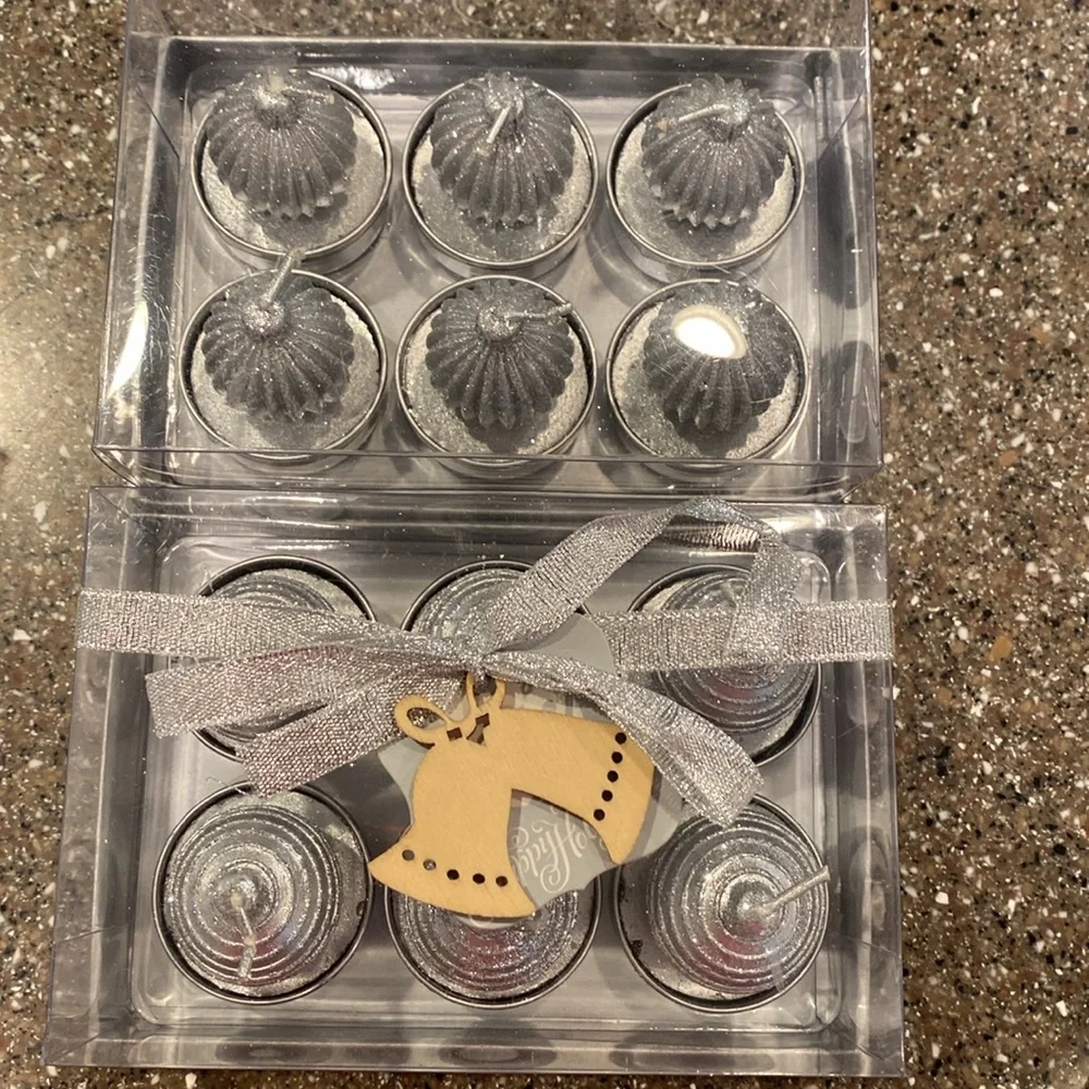42 Silver & Gold Christmas Tea Light Candles